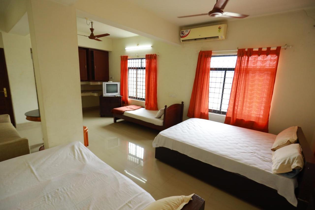Arackal Tourist Home Tripunithura Εξωτερικό φωτογραφία