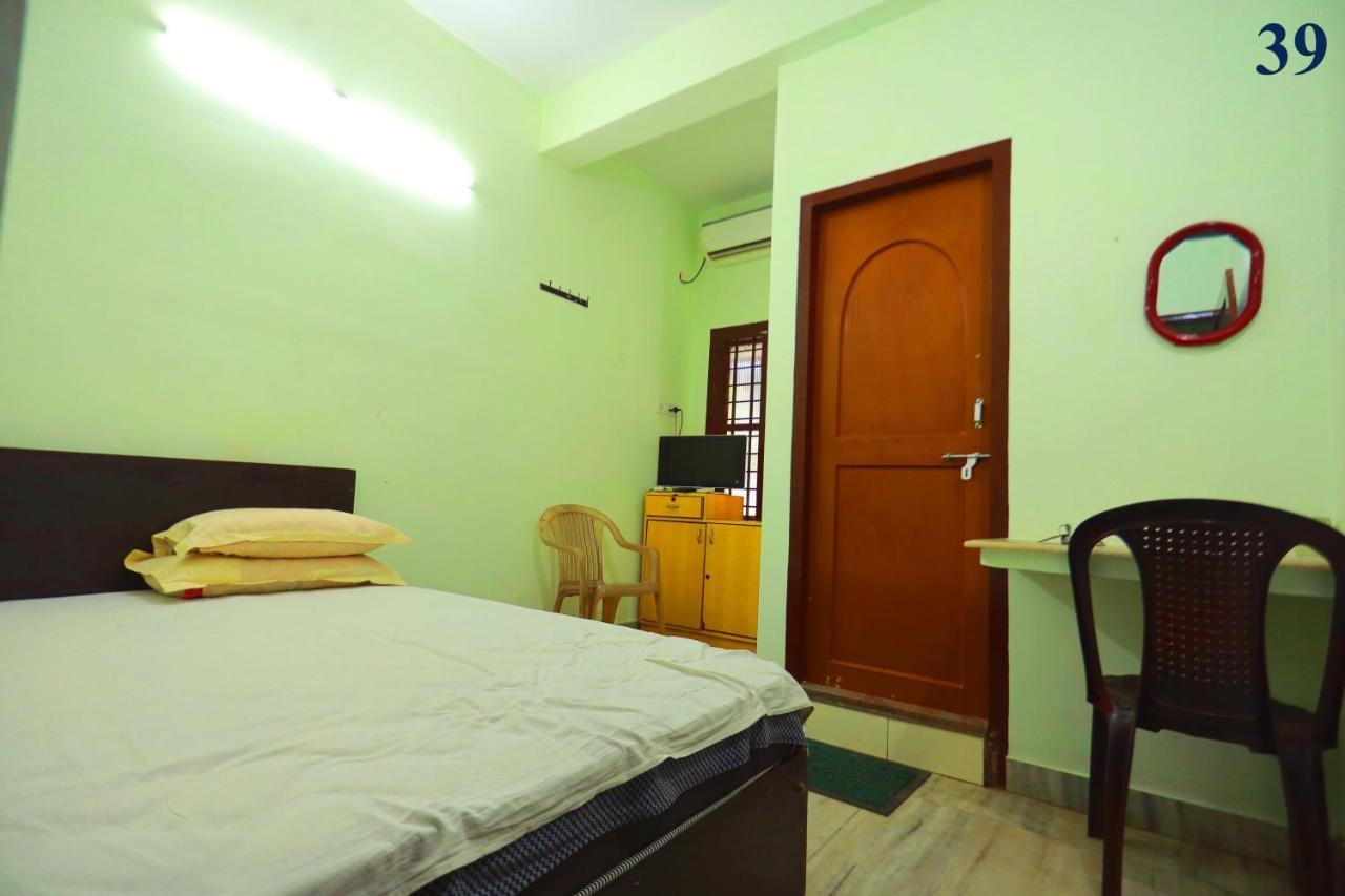 Arackal Tourist Home Tripunithura Εξωτερικό φωτογραφία